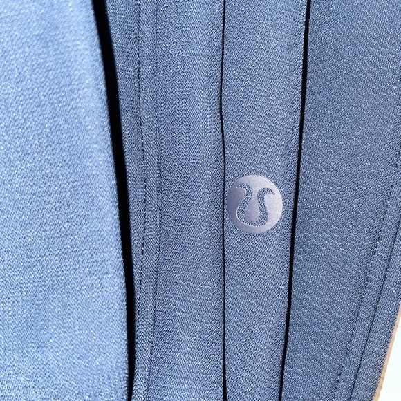 SOLD NWT LULULEMON JOGGER  TRUE NAVY BLUE  On the Fly Jogger 28"  WOVEN TRAVEL 8 - Picture 3 of 13